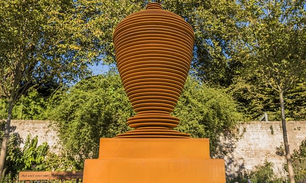 Pope’s Urn